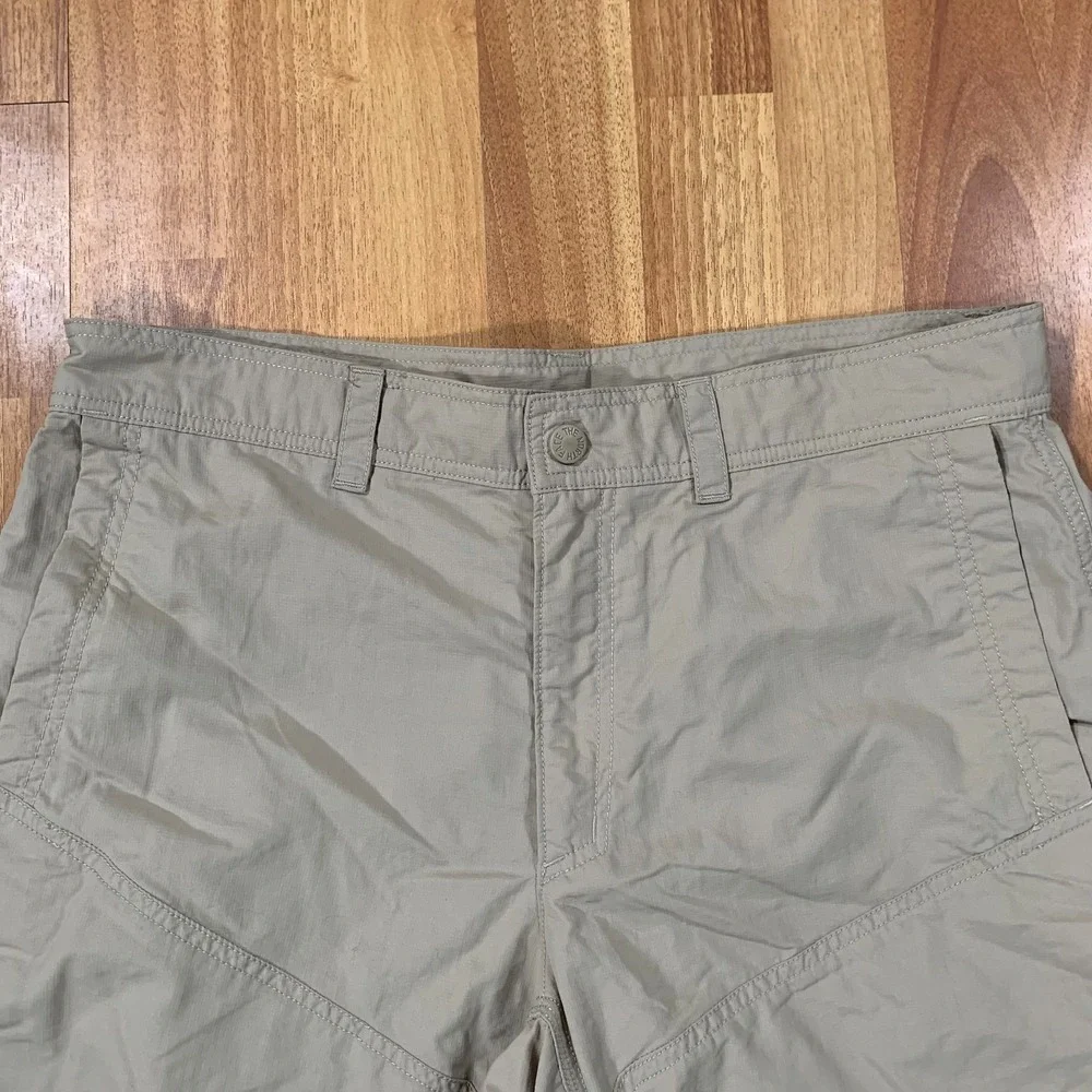 The North Face Shorts Mens Size 36 Brown Hiking Fishing Zip Pocket